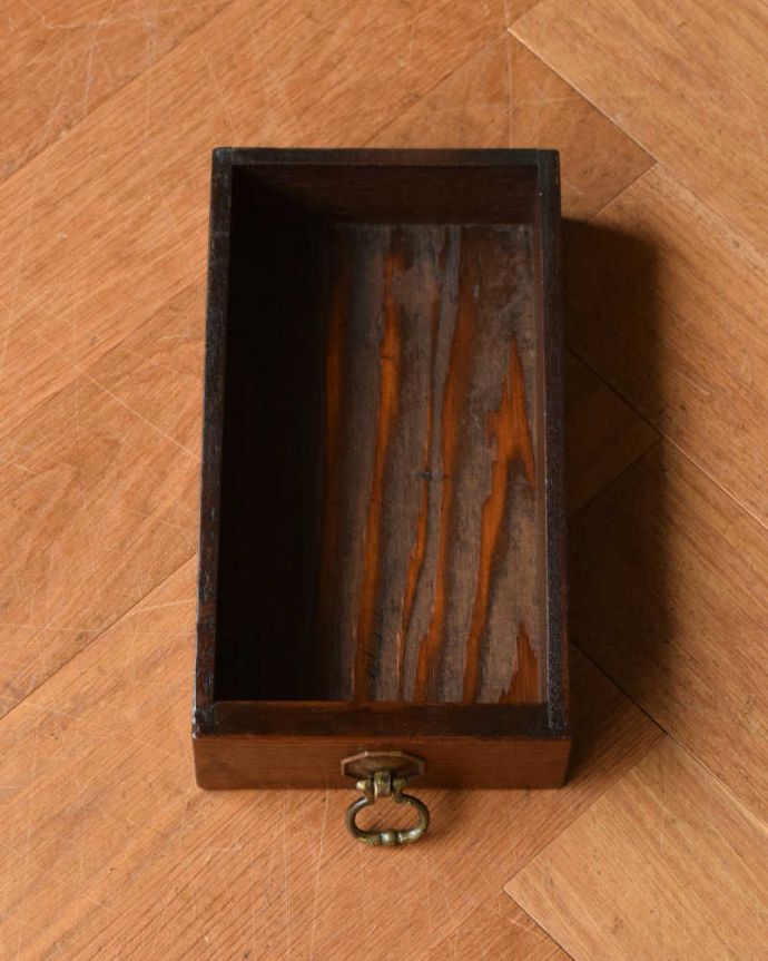 アンティークのテーブル アンティーク家具 伸張式のアンティーク英国家具、引出しつきのゲートレッグテーブル。引き出しがあります。(q-1195-f)