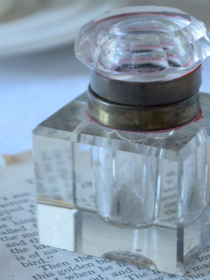 アンティークガラスのインク瓶