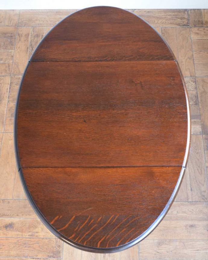 アンティークのテーブル　アンティーク家具　サイズを自由に変えて使える便利なアンティーク家具、ツイスト脚のドロップリーフテーブル（伸張式テーブル）。天板の修復には自信があります。(q-1212-f)