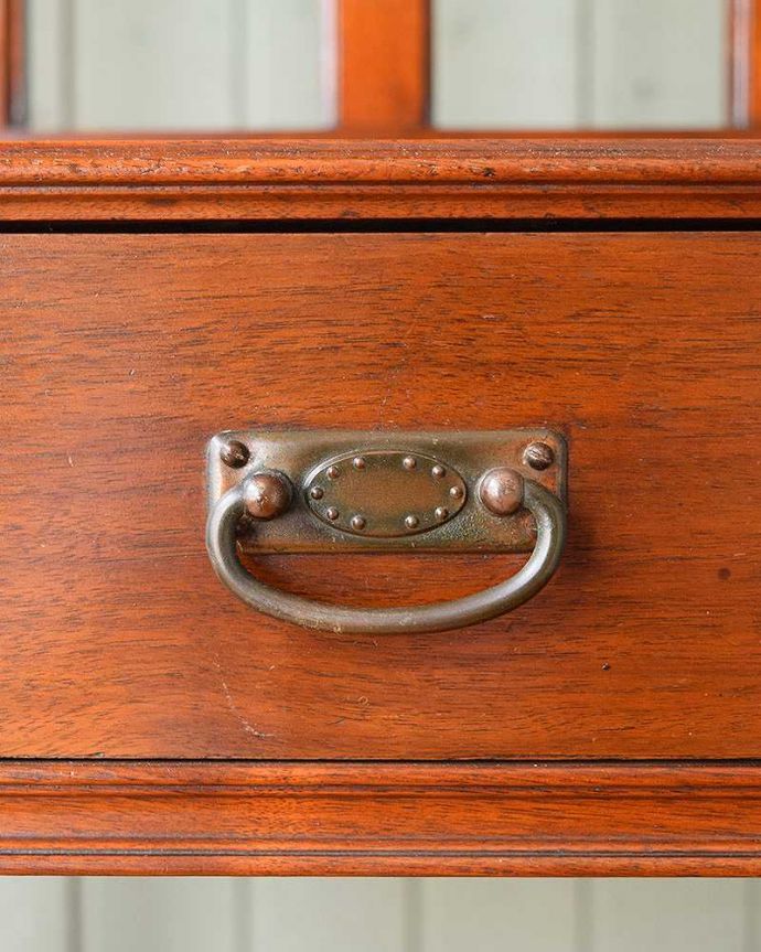 アンティークの玄関収納　アンティーク家具　英国スタイルのクラシックなアンティーク家具、高級感あふれるホールスタンド。。(q-1233-f)