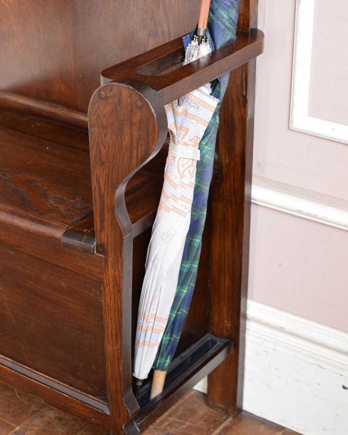 アンティークの玄関収納　アンティーク家具　玄関を彩るアンティーク家具、ベンチが付きのスマートなホールスタンド。。(q-1272-f)