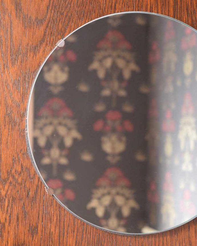 アンティークの玄関収納　アンティーク家具　玄関を彩るアンティーク家具、ベンチが付きのスマートなホールスタンド。お出かけ前にミラーでチェックキレイなミラーのものを選んできましたが、ご希望の方には、新しいミラーに取り替えてお届けするオーダーサービスがあります。(q-1272-f)