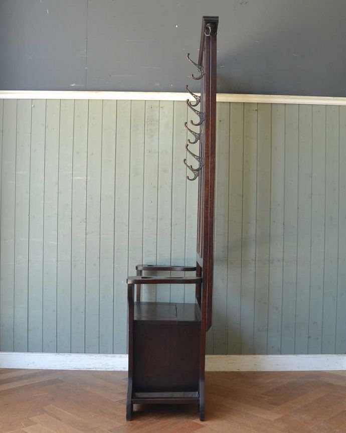 アンティークの玄関収納 アンティーク家具 ベンチの付きの便利な玄関家具、身支度チェックもできるアンティークホールスタンド。横から見てもステキ横から見るとこんな感じ。(q-1273-f)