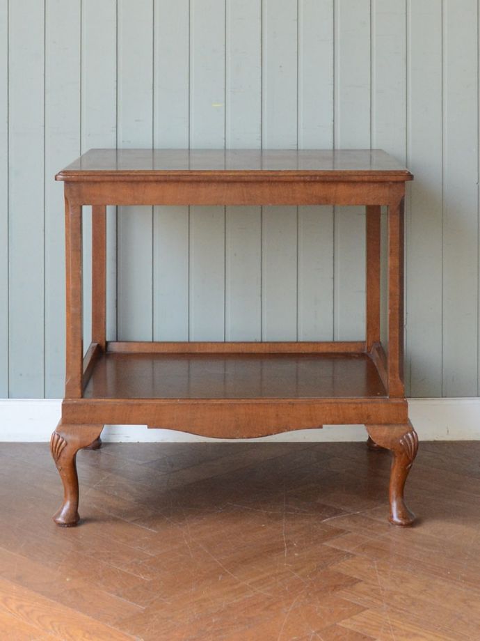 アンティーク家具の側面