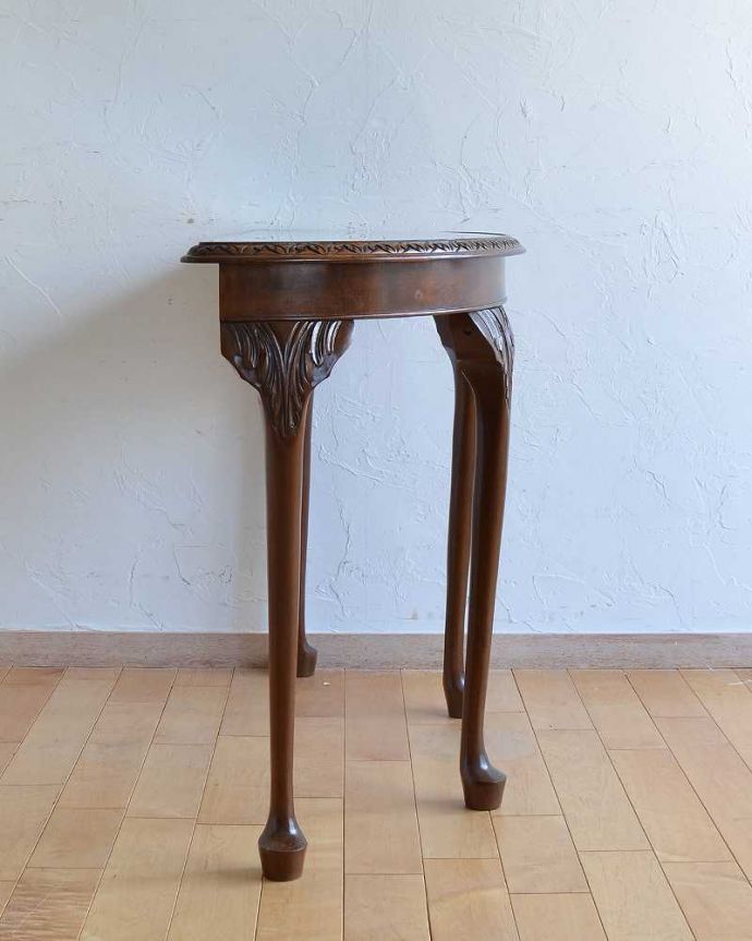 コンソールテーブルの側面