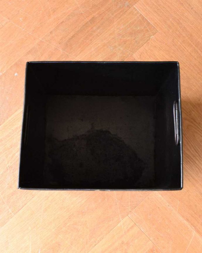 アンティークのキャビネット アンティーク家具 贅沢なアンティーク家具、英国から届いたコールボックス(炭入れ)。引き出しの中もキレイです。(q-1314-f)