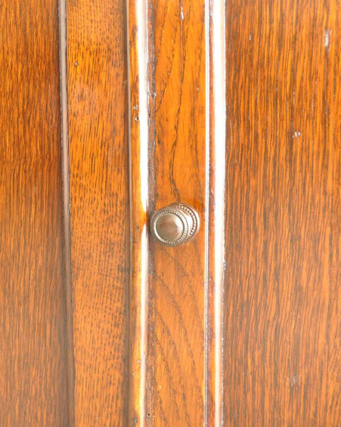 アンティークのテーブル　アンティーク家具　便利な収納つき！めずらしいデザインのアンティークドローリーフテーブル。。(q-1315-f)