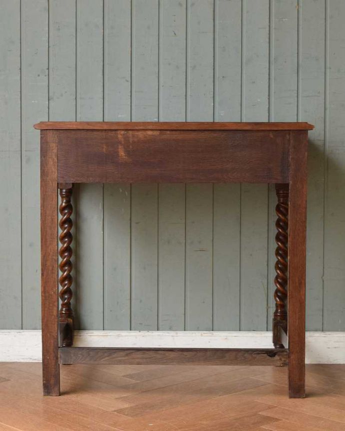 アンティークのデスク・書斎机　アンティーク家具　玄関で使える英国輸入家具、アンティークホールテーブル（ホールデスク）。後ろ姿もキレイなんです。(q-1363-f)