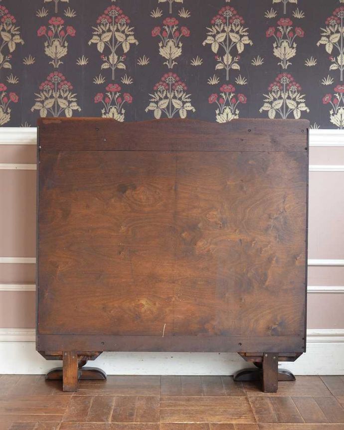 ビューロー　アンティーク家具　アンティークの英国輸入家具、本棚とビューローが付いた多機能なサイドバイサイド。もちろん、後ろ姿もキレイです。(q-1448-f)