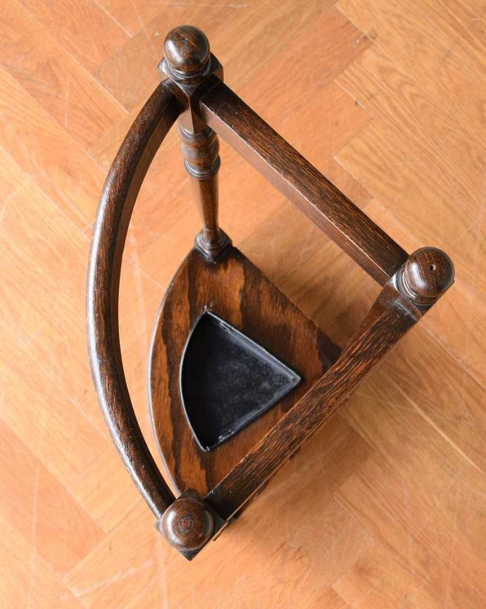 アンティークのステッキスタンド