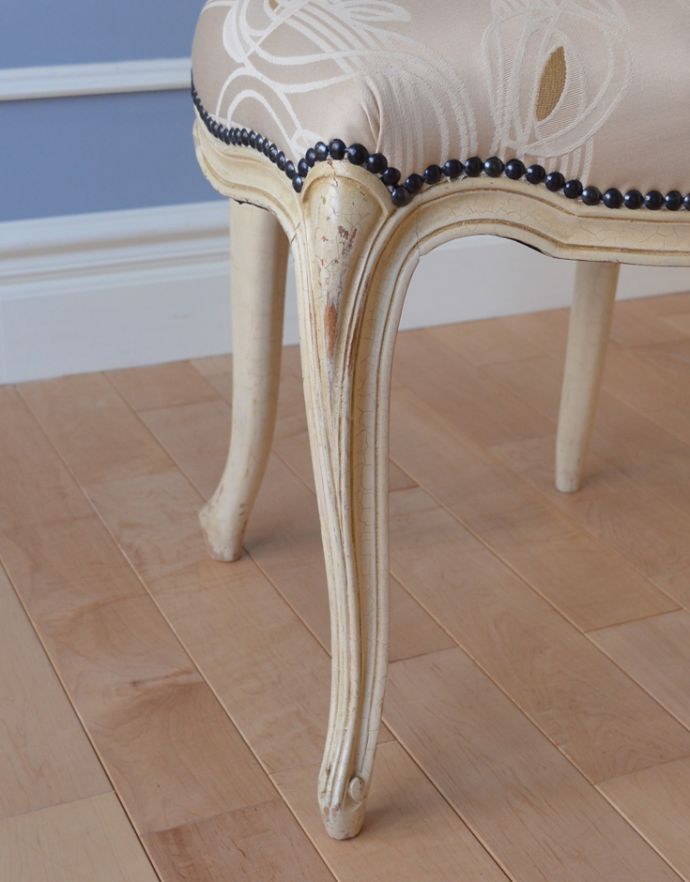 アンティークチェアの脚