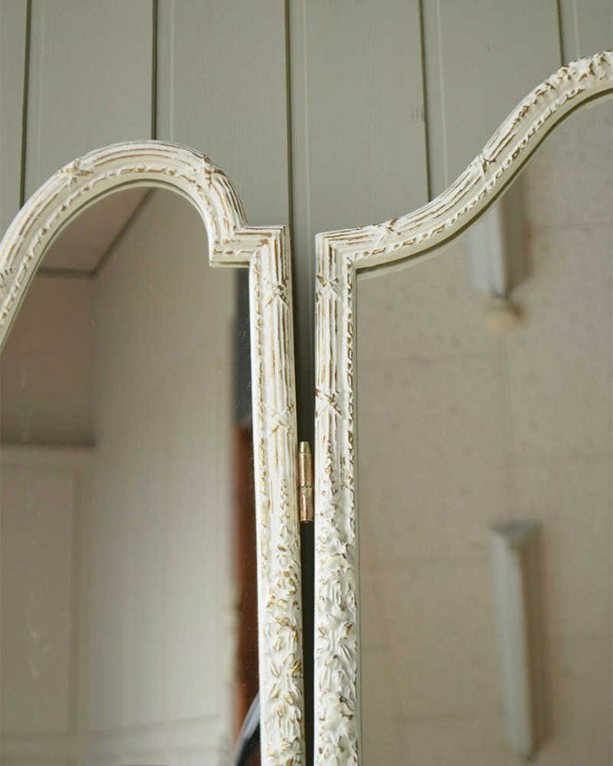 アンティークのドレッサー　アンティーク家具　憧れの可愛いドレッシングテーブル（鏡台）、アンティークのフレンチインテリア。新しいミラーでお届けしますこちらは新しいミラーに交換しました。(q-1575-f)