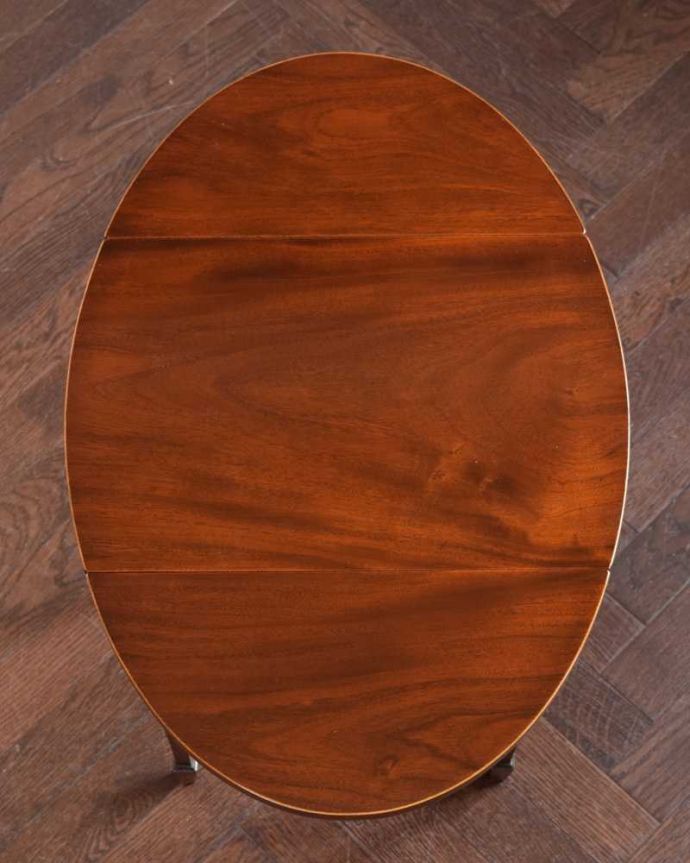 アンティークのテーブル　アンティーク家具　アンティークの英国家具、美しい長い脚の伸張式のティーテーブル。天板の修復には自信があります。(q-1603-f)