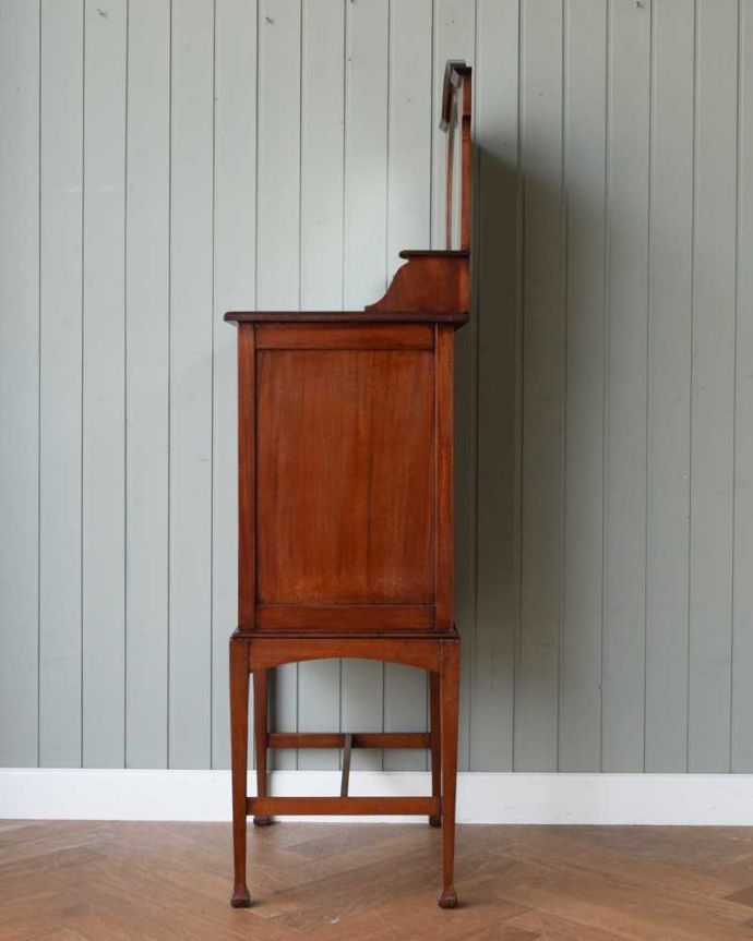 チェストの側面