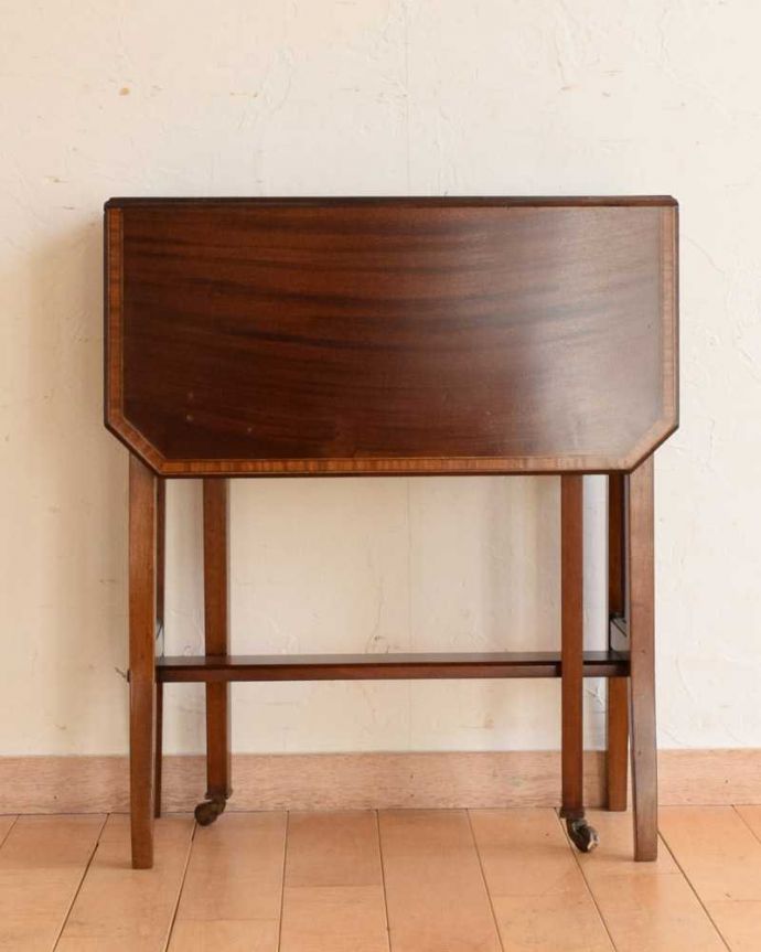 アンティークのテーブル アンティーク家具 優雅なアンティーク英国サザーランドテーブル、伸張式のゲートレッグテーブル。クルッと回転。(q-1660-f)