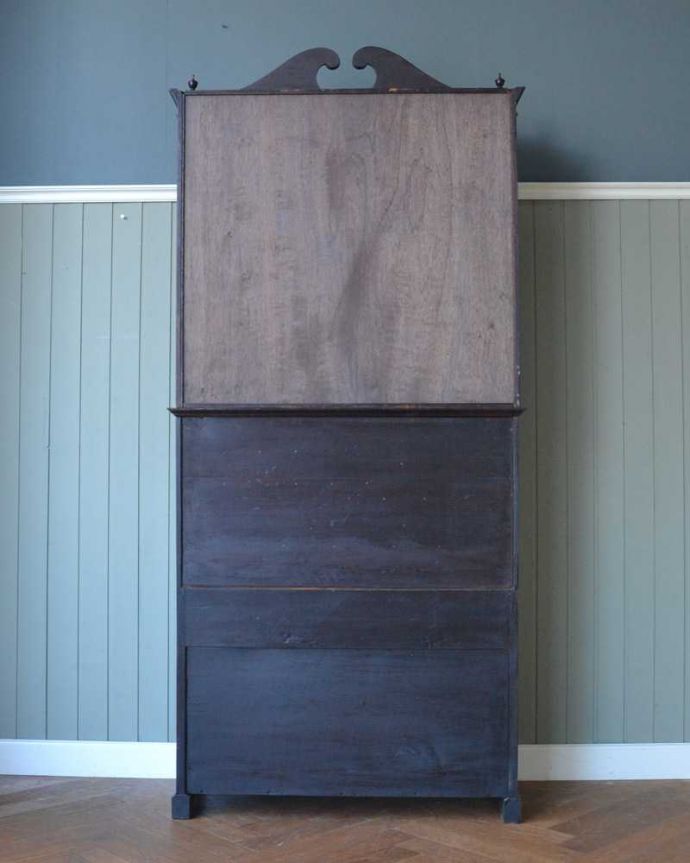 ビューロー アンティーク家具 象嵌が装飾された豪華なアンティーク家具、ミラー付きアンティークビューローブックケース。後ろ姿までキレイです。(q-1691-f)