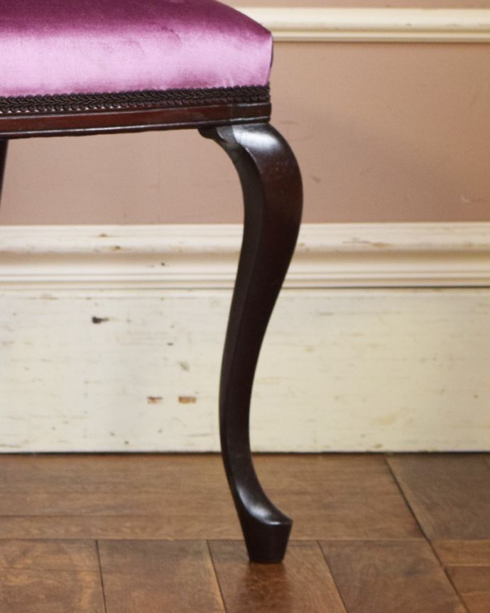 アンティーク椅子の脚