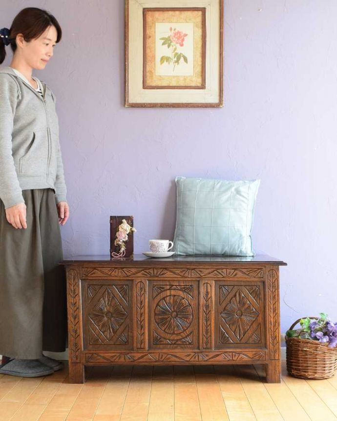 ブランケットボックス・収納ボックス アンティーク家具 アンティーク ブランケットボックス(コファ)。いろんな場所で便利に使えるアンティーク家具の中で一番基本となるブランケットボックス。(q-1782-f)