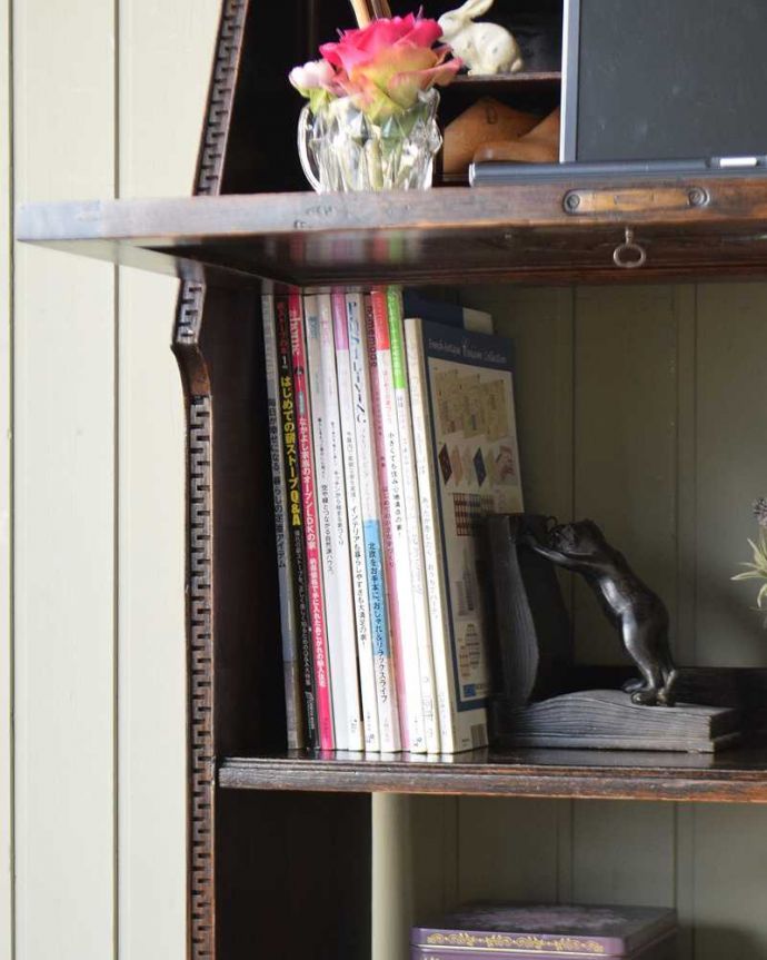 ビューロー　アンティーク家具　ガラス扉が付いた豪華なアンティークスチューデントビューロー。。(q-1795-f)