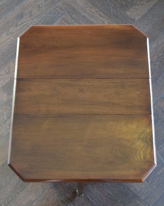 アンティーク家具 優雅なアンティーク英国サザーランドテーブル、伸張式のゲートレッグテーブル。天板の修復には自信があります。(q-1802-f)