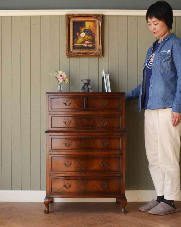 アンティークのチェスト アンティーク家具 英国で見つけたチェストオンチェスト、アンティーク家具のトールボーイ(5段)。チェストの上に、もう1つチェスト!まるで2つのチェストが重なっているようなデザインのトールボーイ。(q-1804-f)
