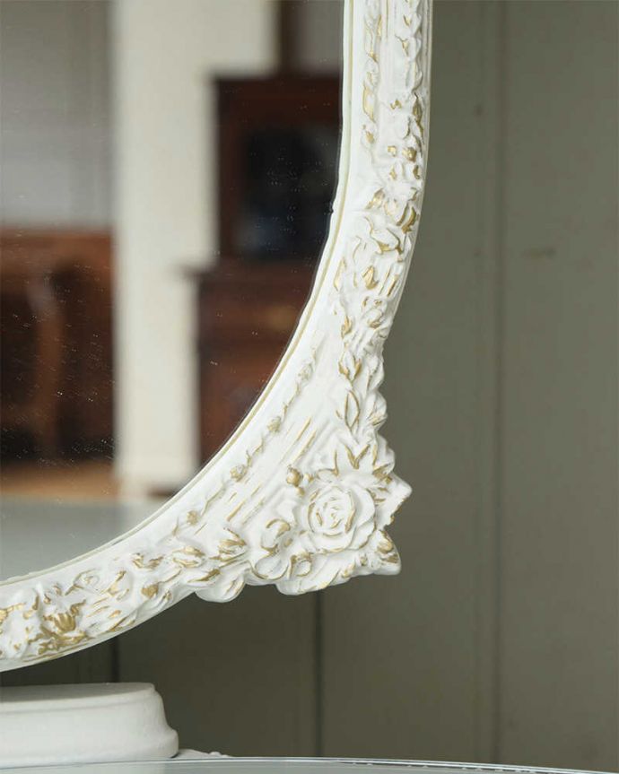 アンティークのドレッサー アンティーク家具 憧れの可愛いドレッシングテーブル(鏡台)、アンティークのフレンチインテリア 。新しいミラーでお届けしますこちらは新しいミラーに交換しました。(q-1825-f)