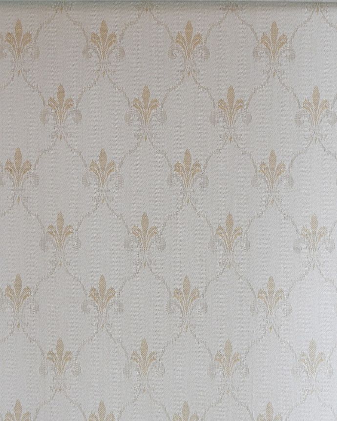 アンティークのキャビネット　アンティーク家具　美しいステンドグラスの扉と象嵌の装飾、英国アンティーク家具のキャビネット。新しい生地で張り替えましたキャビネットの表情に合わせて新しい背板の生地を選びました。(q-1881-f)