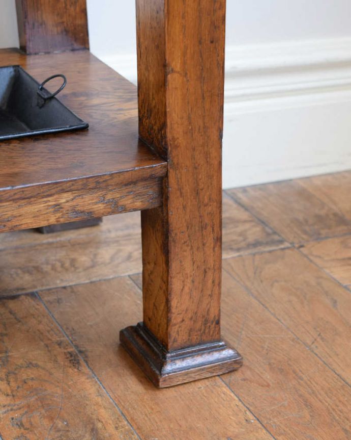 アンティークの玄関収納　アンティーク家具　アールデコのスッキリデザインが魅力の英国輸入のアンティーク家具、ホールスタンド。女性1人でラクラク運べちゃう仕掛けHandleのアンティークは、脚の裏にフェルトキーパーをお付けしています。(q-1929-f)