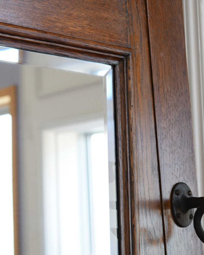 アンティークの玄関収納　アンティーク家具　アールデコのスッキリデザインが魅力の英国輸入のアンティーク家具、ホールスタンド。新しいミラーでお届けしますこちらは新しいミラーに交換しました。(q-1929-f)