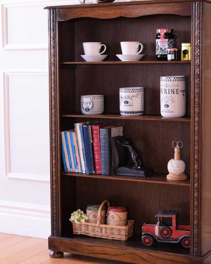 アンティークのキャビネット　アンティーク家具　英国スタイルのアンティーク家具、オープン棚のブックシェルフ（本棚）。たっぷり収納できるだけじゃないんです。(q-1943-f)