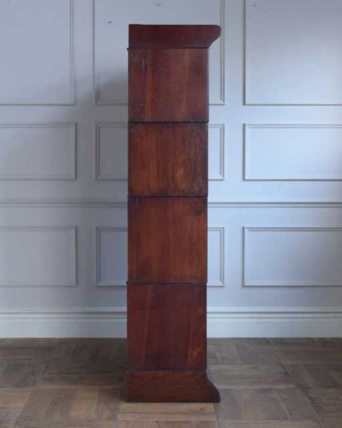 アンティークのキャビネット アンティーク家具 重ねて積み上げるスタッキングブックケース、英国輸入のアンティークキャビネット。横から見ると・・・横から見るとこんな感じ。(q-1978-f)