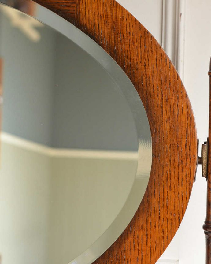 アンティークのドレッサー　アンティーク家具　英国アンティーク家具、落ち着いた大人のドレッシングチェスト。新しいミラーでお届けしますこちらは新しいミラーに交換しました。(q-2031-f)