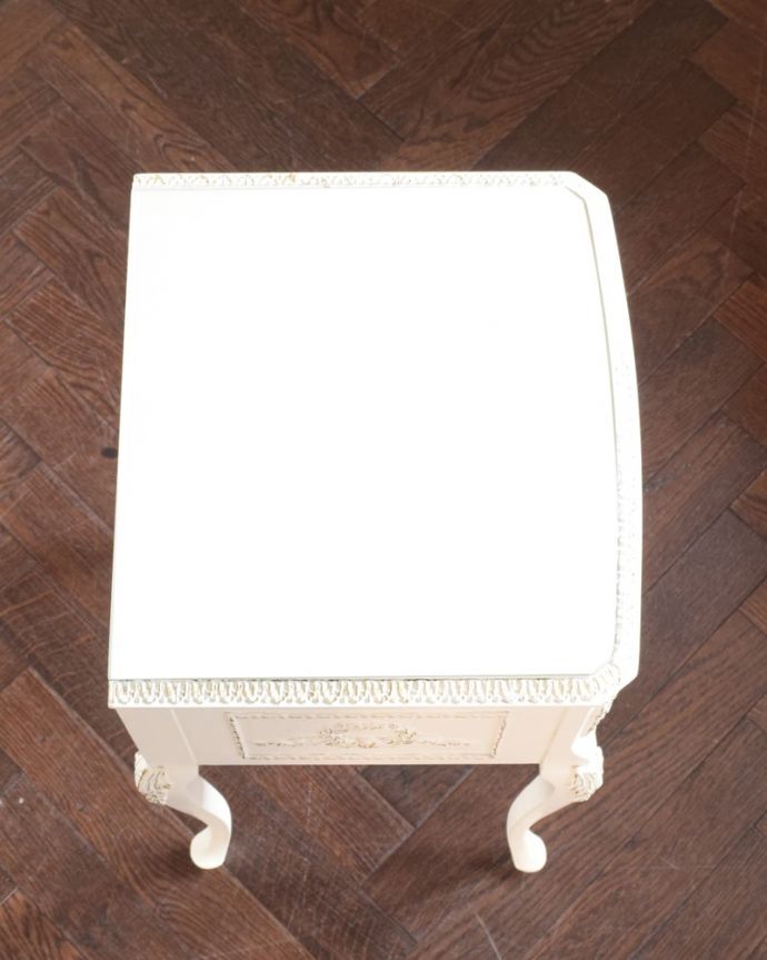 アンティークチェストの天板