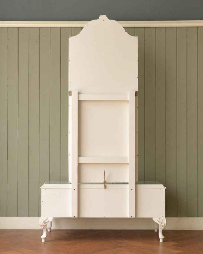 アンティークのドレッサー　アンティーク家具　アンティークのミラー、引き出しも付いた大きなスタンドミラー。優雅な後ろ姿アンティークは新品ではないので経年変化によるキズはありますが、専門の職人が修復したので後ろ姿もキレイです。(q-2072-f)