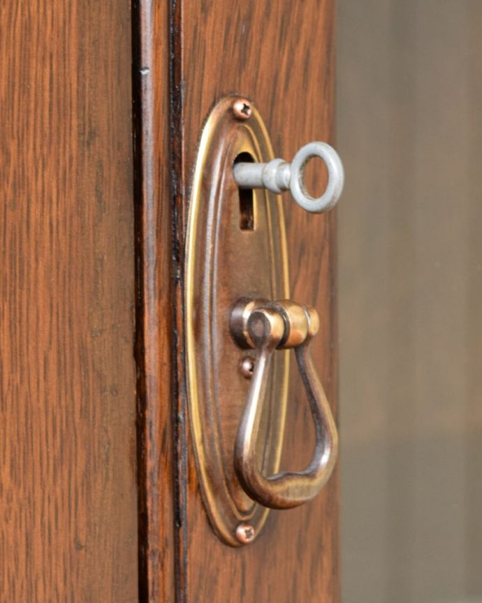 アンティーク家具の鍵