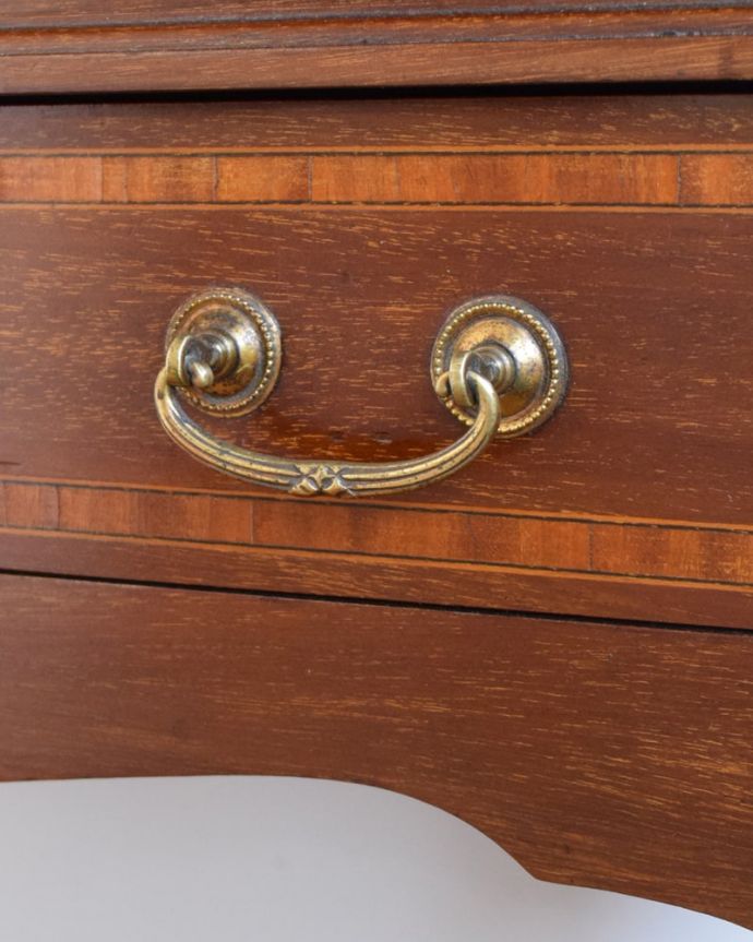 ビューロー　アンティーク家具　英国のアンティーク書斎机、飾り棚とデスクが付いた気品溢れるビューローブックケース。開けるたびに、ワクワクしちゃう。(q-2117-f)