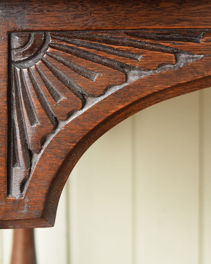 サイドテーブルの装飾