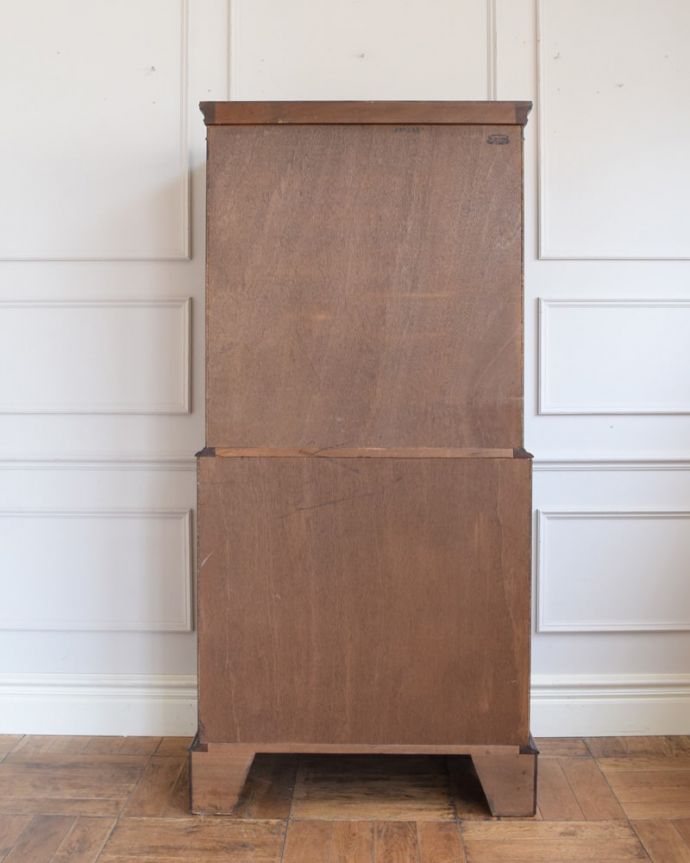 アンティークのチェスト　アンティーク家具　英国のアンティークチェスト、マホガニー材のチェスト・オン・チェスト。後ろ姿もキレイなんです。(q-2129-f)