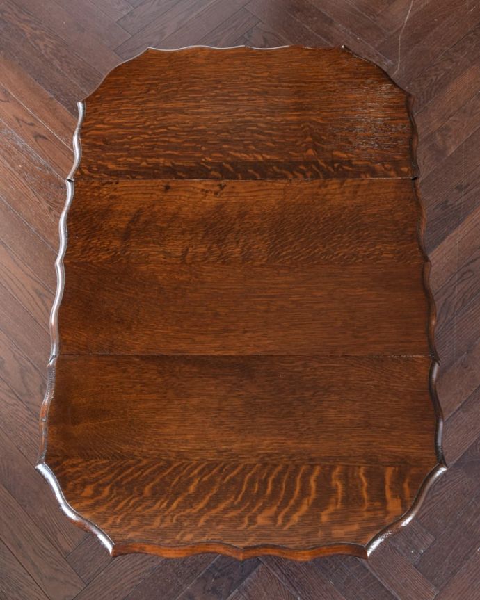 アンティークのテーブル　アンティーク家具　アンティークのゲートレッグテーブル、英国らしいツイスト脚の家具。天板の修復には自信があります。(q-2137-f)