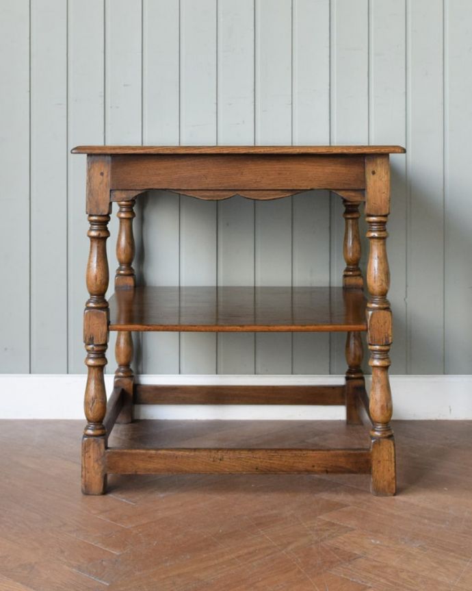 アンティークのテーブル アンティーク家具 サイドテーブル。しっかり修復しました。(q-2139-f)