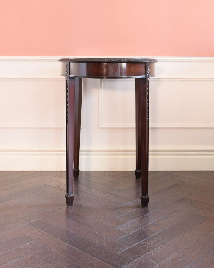 オケージョナルテーブルの側面