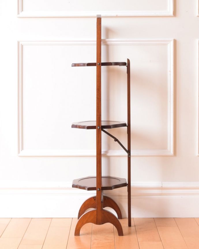 ケーキスタンドの側面