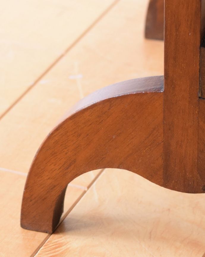 アンティーク家具の脚