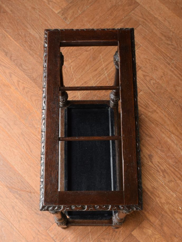 アンティークのステッキスタンド