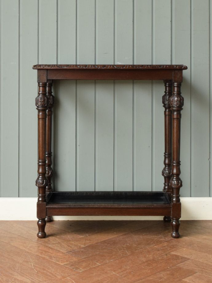 ステッキスタンドの後ろ姿