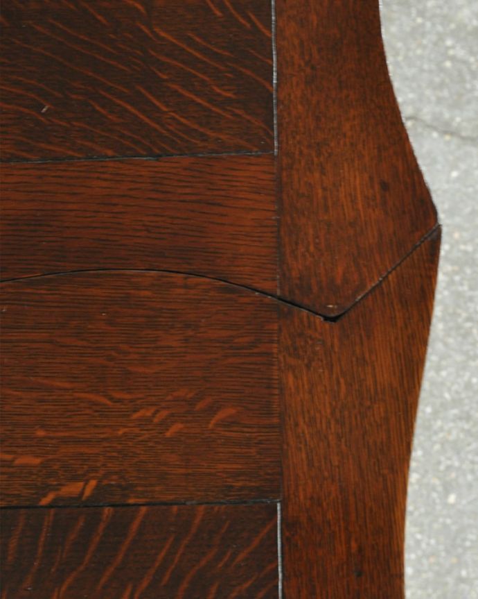 アンティークのテーブル　アンティーク家具　ドローリーフテーブル　近づいて見てみると、天板はこんな感じです。(q-2163-f)