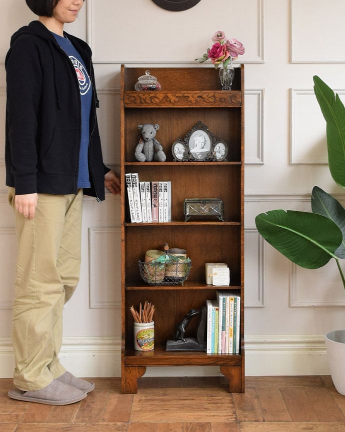 アンティークのキャビネット アンティーク家具 ブックシェルフ。なんでも便利に収納できるオープンタイプの本棚本棚としてしっかり作られたオープンタイプのブックシェルフ。(q-2192-f)