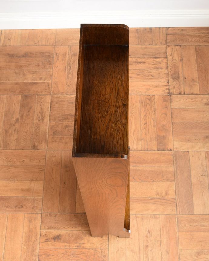 アンティークのキャビネット アンティーク家具 ブックシェルフ。天板もピカピカです。(q-2192-f)