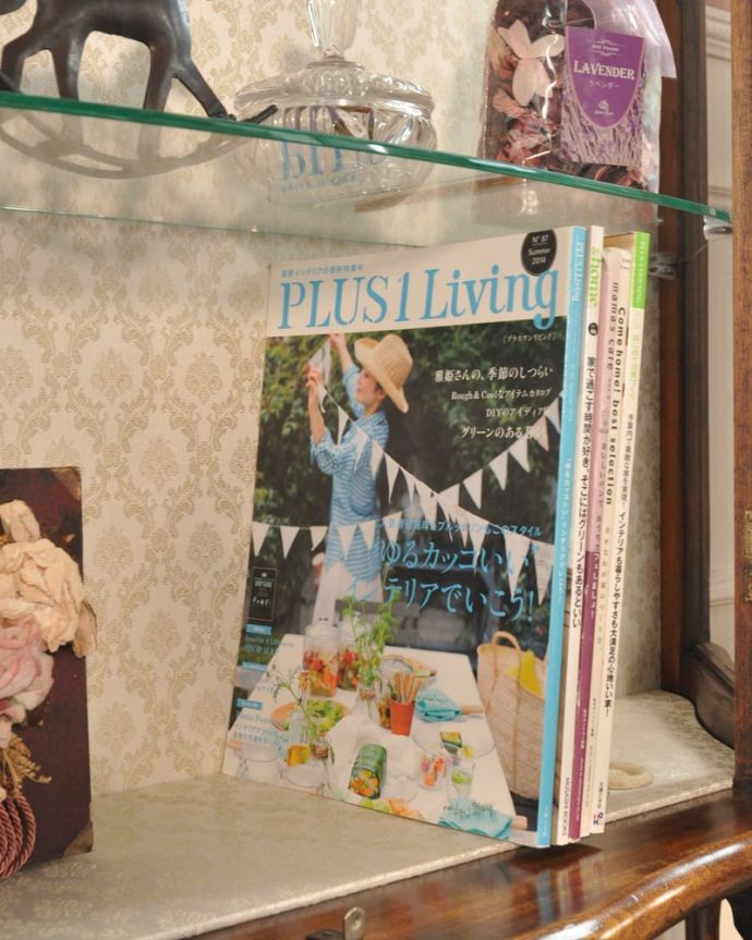 収納たっぷりのキャビネット