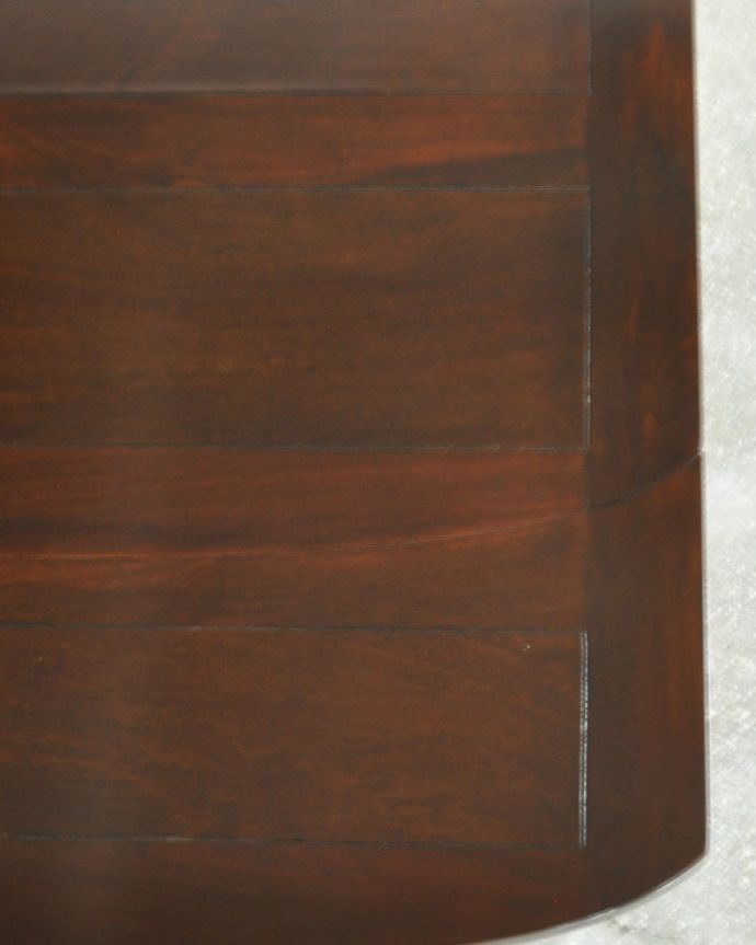 アンティークのテーブル　アンティーク家具　ドローリーフテーブル　近づいて見てみると、天板はこんな感じです。(q-2199-f)